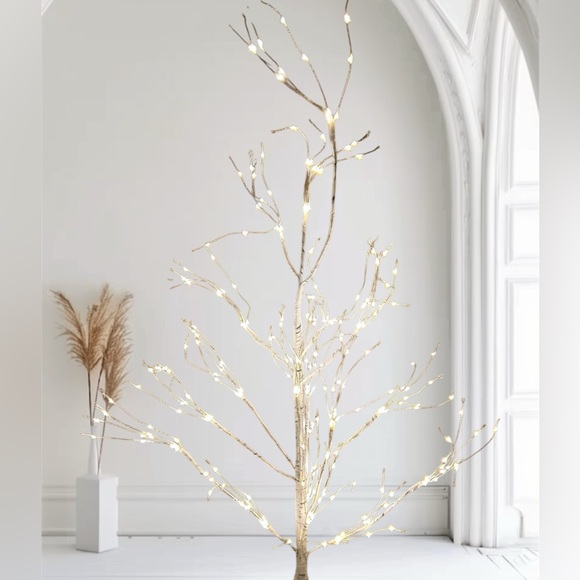 LED Lighted Decorative Tree - Picture 1 of 7